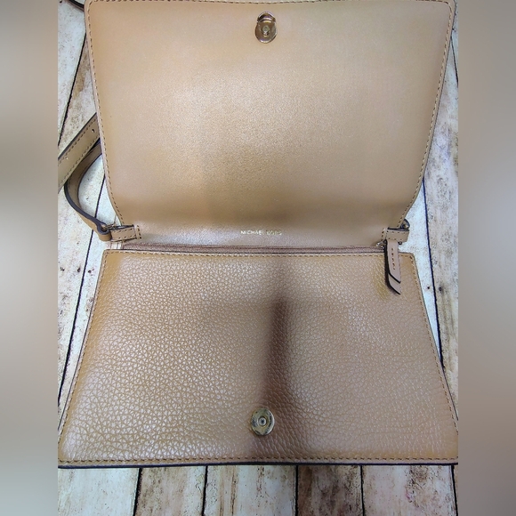 Michael Kors Brown Leather Purse Crossbody - Picture 2 of 5